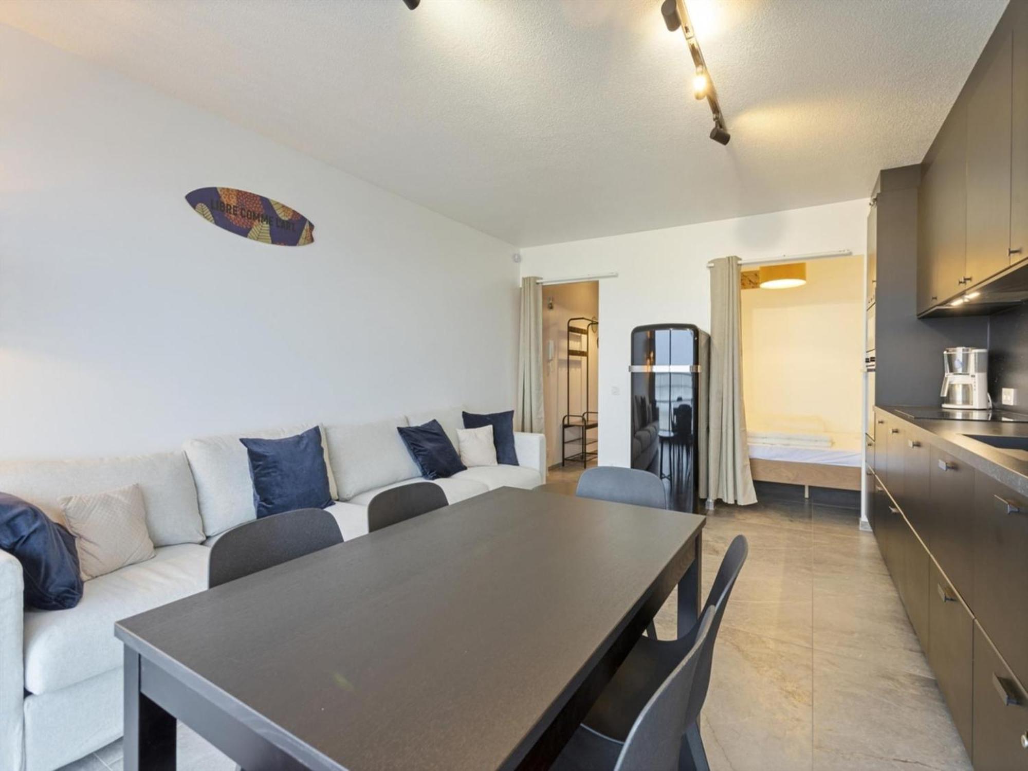 Blankeduyn In Appartement *